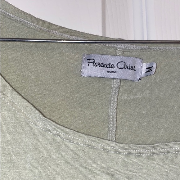 Medium 3/4 sleeve dress with fitted bottom - Picture 2 of 2